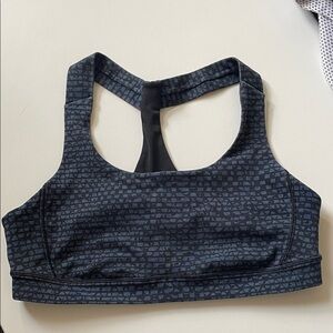 Lululemon Size 8 Blue Patterned Sports‎ Bra